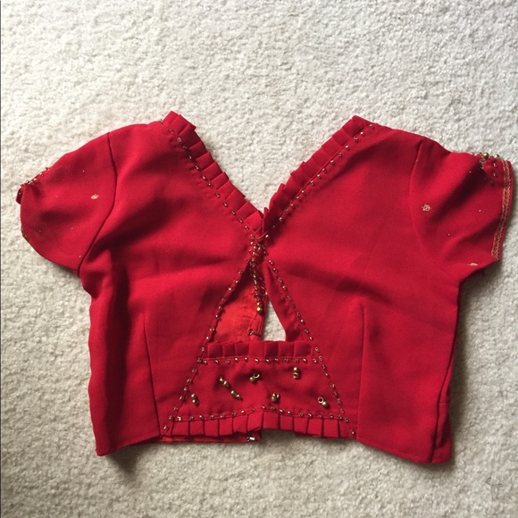 Red color blouse with gold designs - Picture 8 of 9